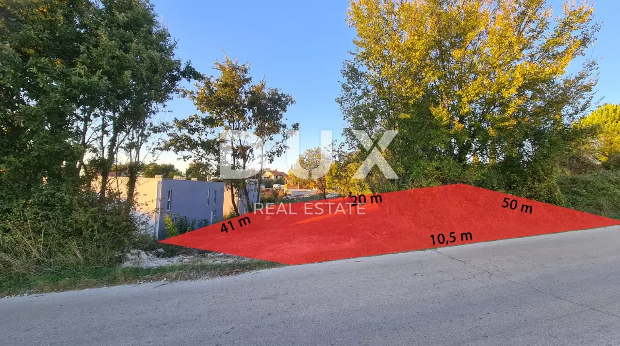 Land In Juršići, Croatia (980 M²)