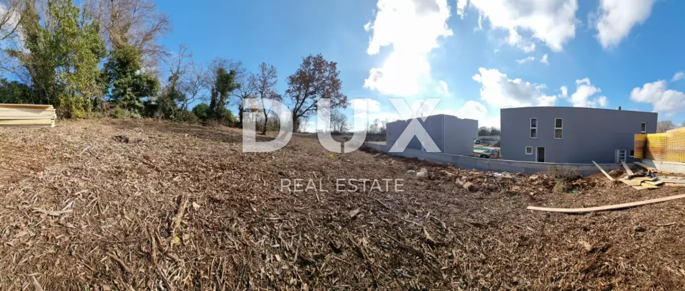 Land In Juršići, Croatia (980 M²)