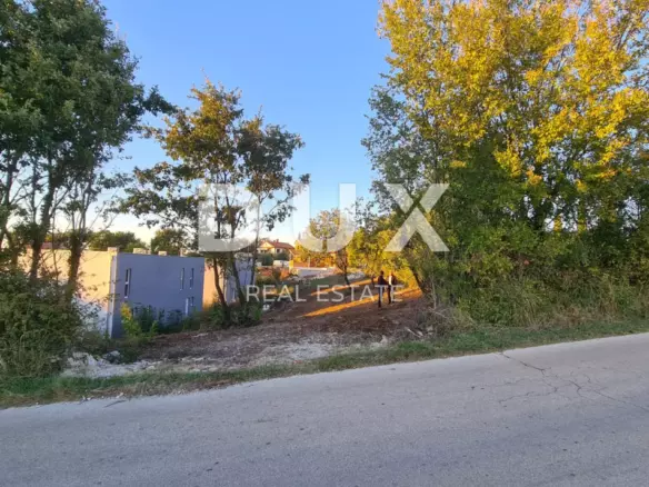 Land In Juršići, Croatia (980 M²)