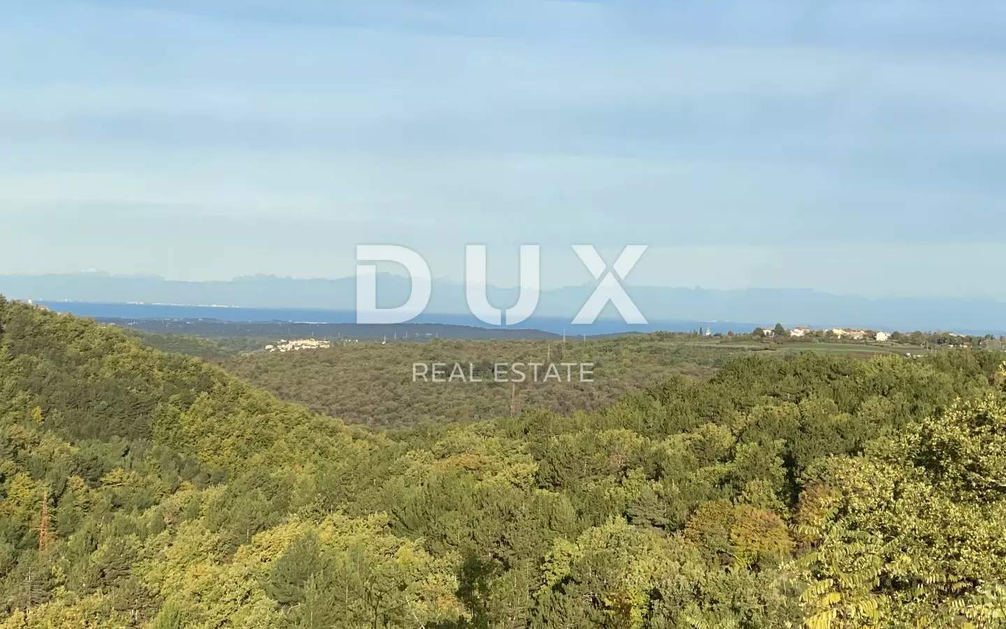 Land In Grožnjan, Croatia (1.279 M²)