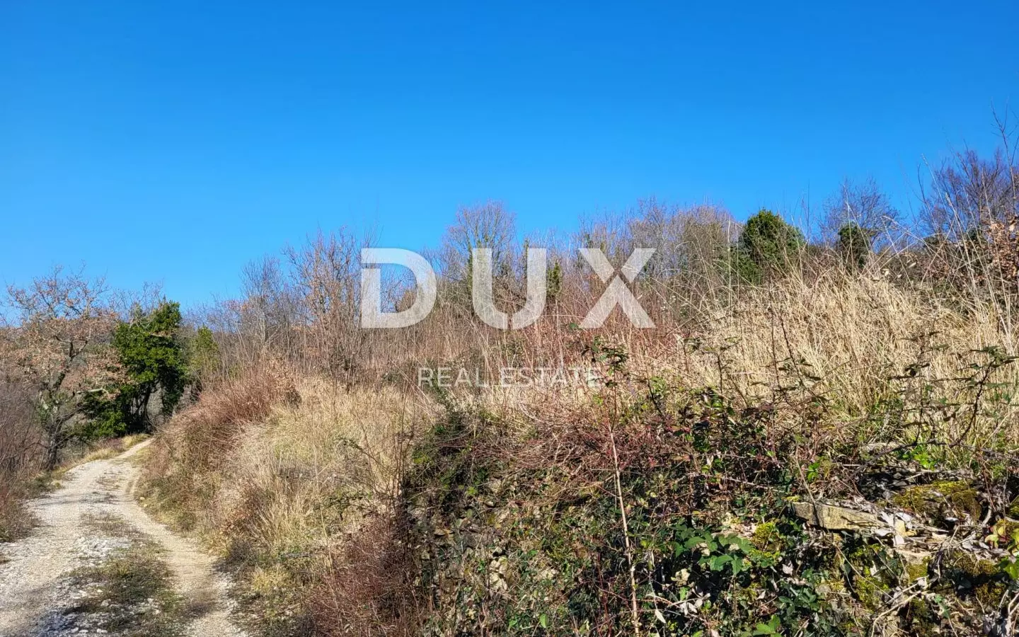 Land In Grožnjan, Croatia (1.279 M²)