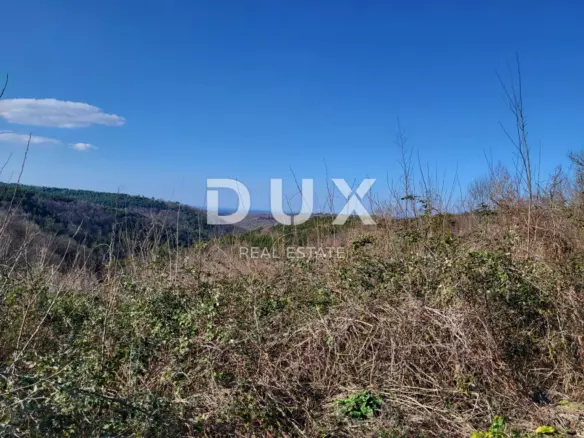 Land In Grožnjan, Croatia (1.279 M²)