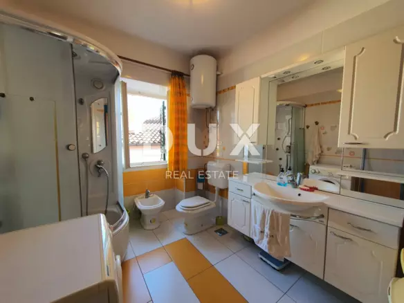 2-bedroom Apartment In Volosko, Croatia (55 M²)