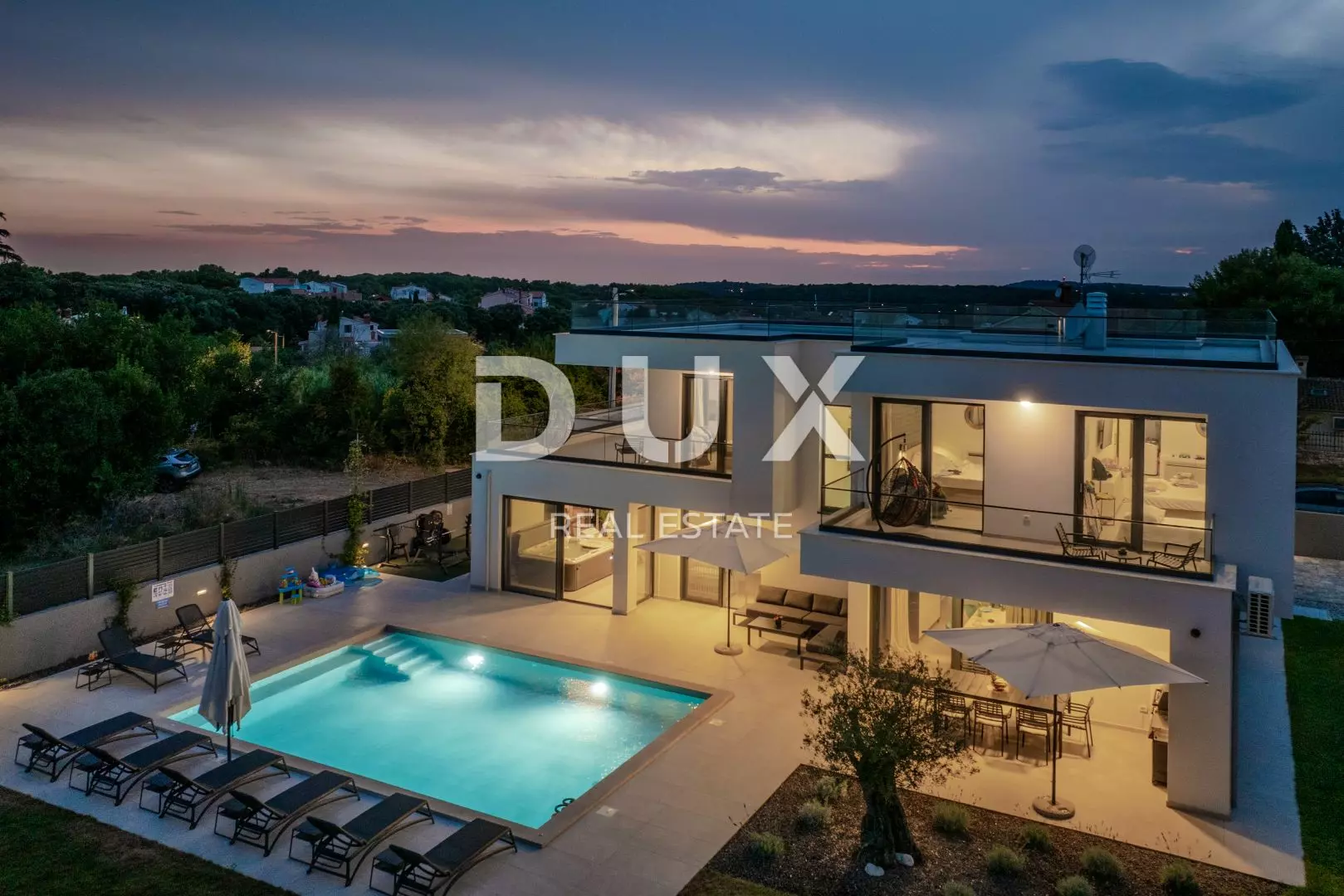 4-bedroom Villa In Banjole, Croatia (300 M²)