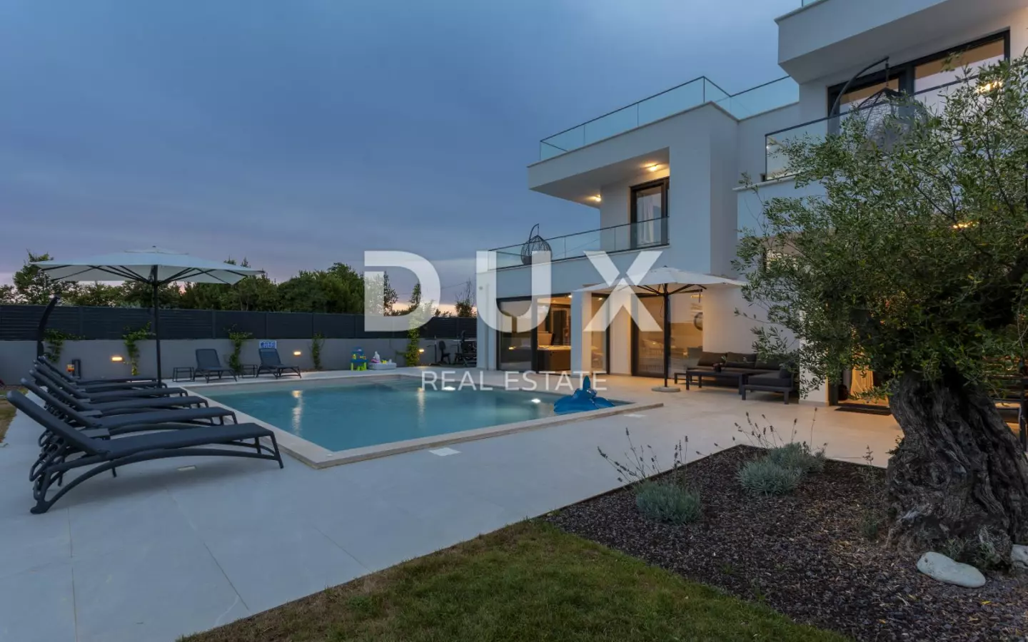 4-bedroom Villa In Banjole, Croatia (300 M²)
