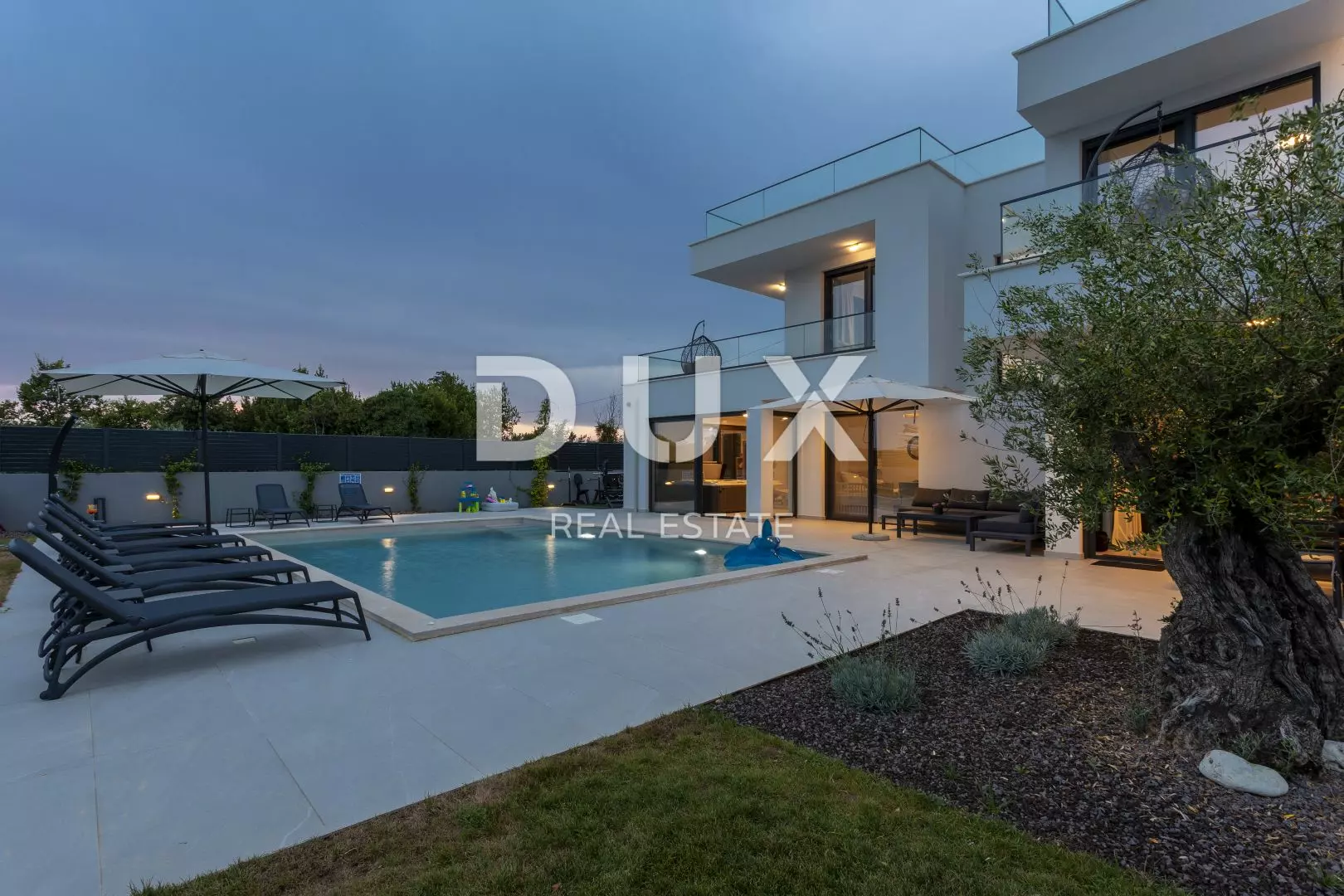4-bedroom Villa In Banjole, Croatia (300 M²)