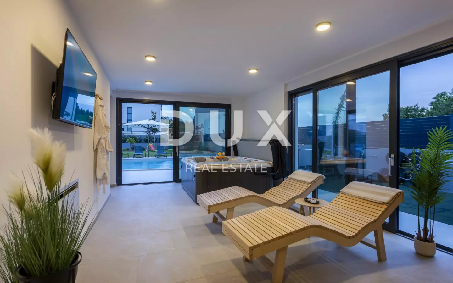 4-bedroom Villa In Banjole, Croatia (300 M²)