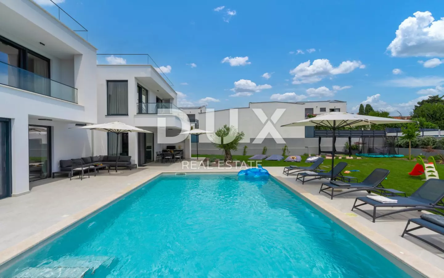 4-bedroom Villa In Banjole, Croatia (300 M²)