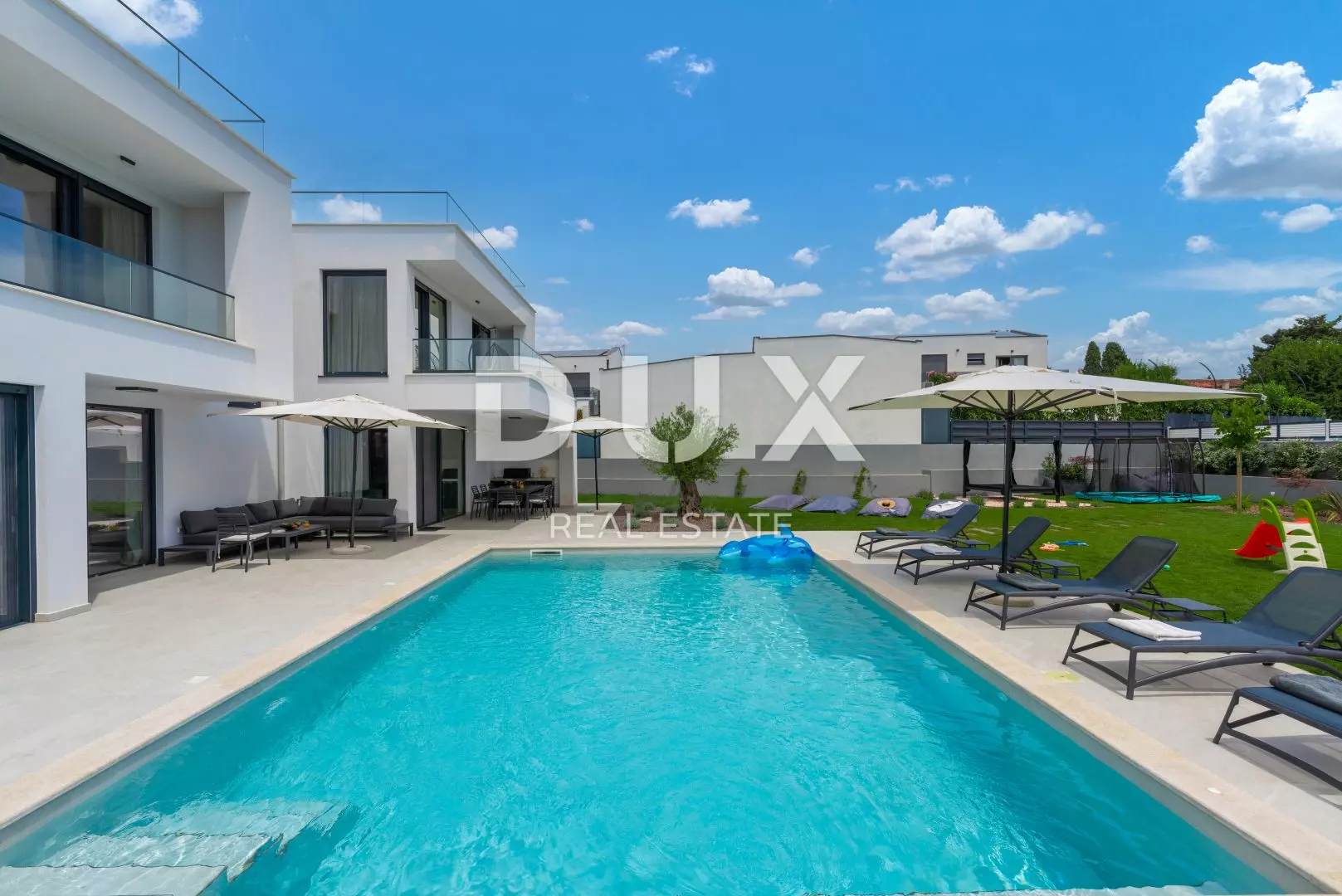 4-bedroom Villa In Banjole, Croatia (300 M²)