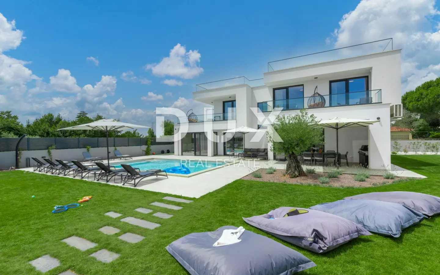 4-bedroom Villa In Banjole, Croatia (300 M²)