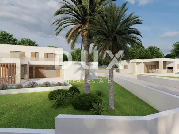 4-bedroom Villa In Vir, Croatia (330 M²)