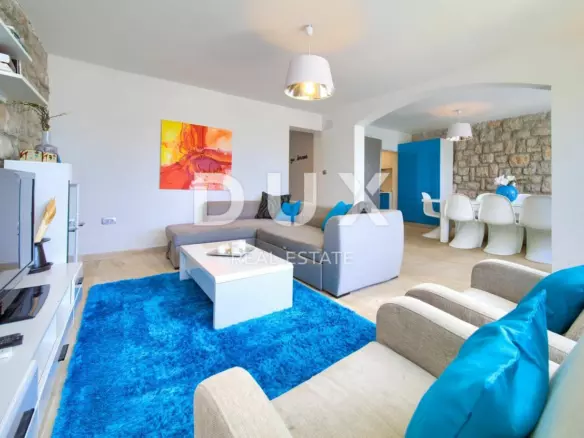 6-bedroom Villa In Novi Vinodolski, Croatia (200 M²)
