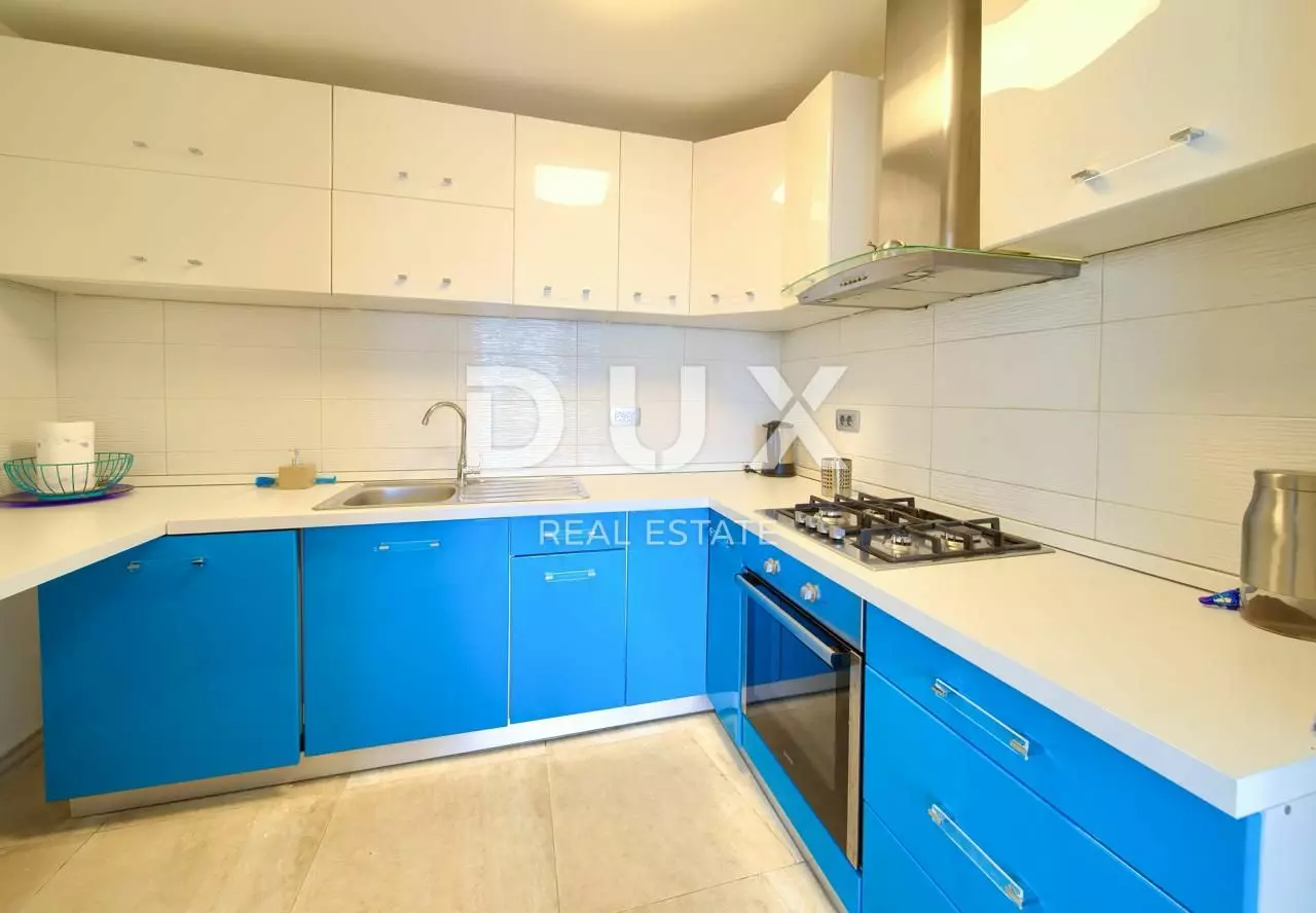 6-bedroom Villa In Novi Vinodolski, Croatia (200 M²)