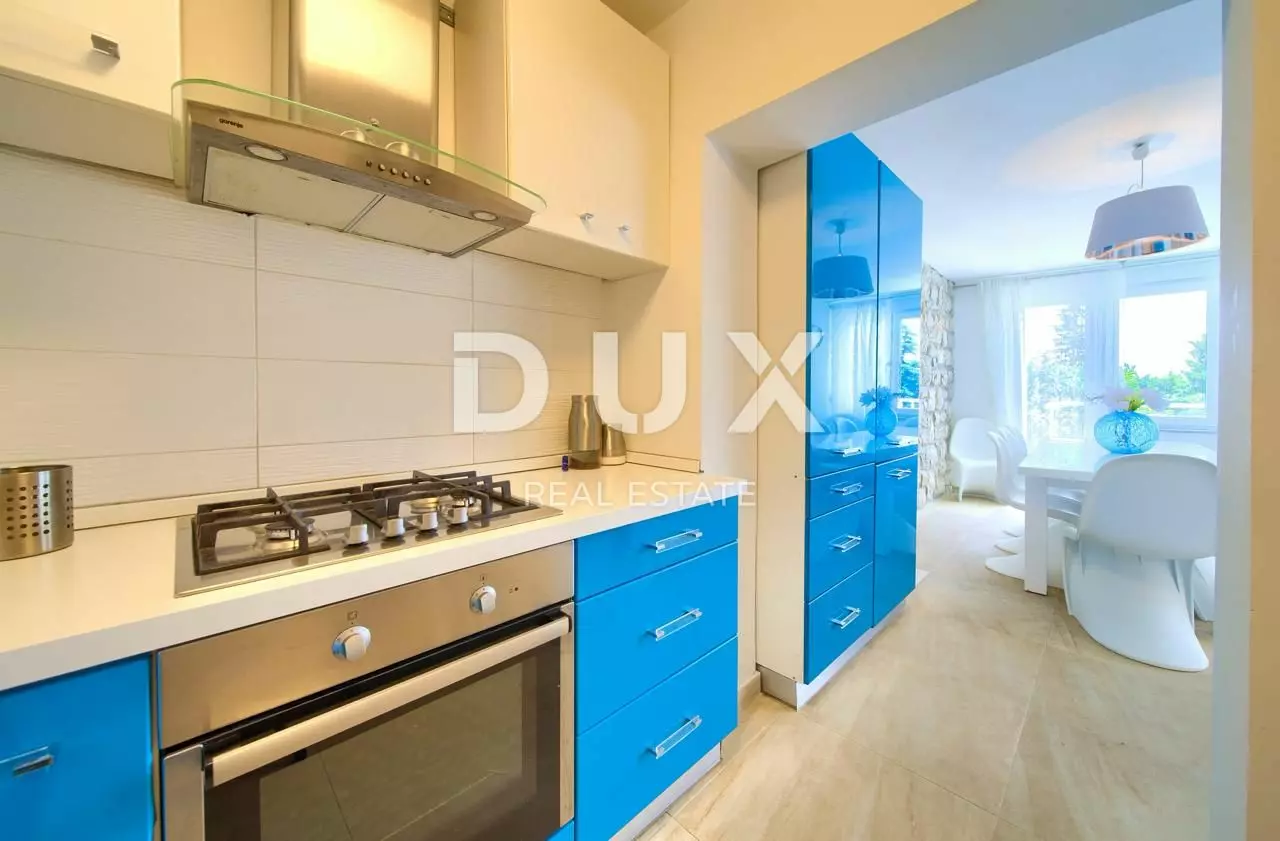 6-bedroom Villa In Novi Vinodolski, Croatia (200 M²)