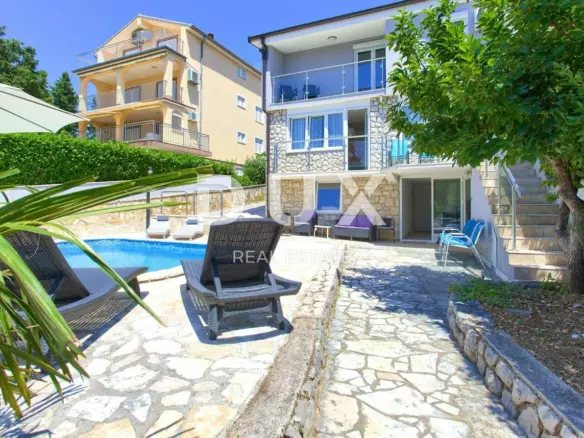 6-bedroom Villa In Novi Vinodolski, Croatia (200 M²)