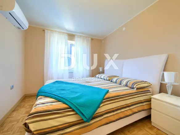 6-bedroom Villa In Novi Vinodolski, Croatia (200 M²)
