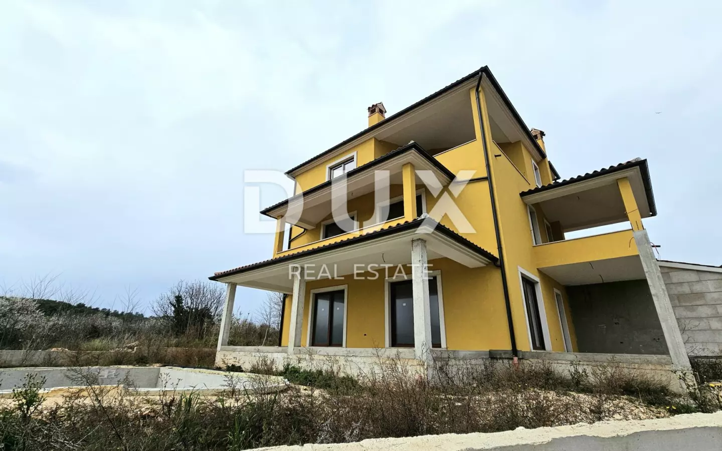 3-bedroom Villa In Premantura, Croatia (697 M²)