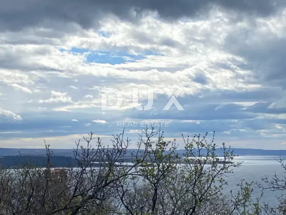 Land In Kostrena, Croatia (1.053 M²)
