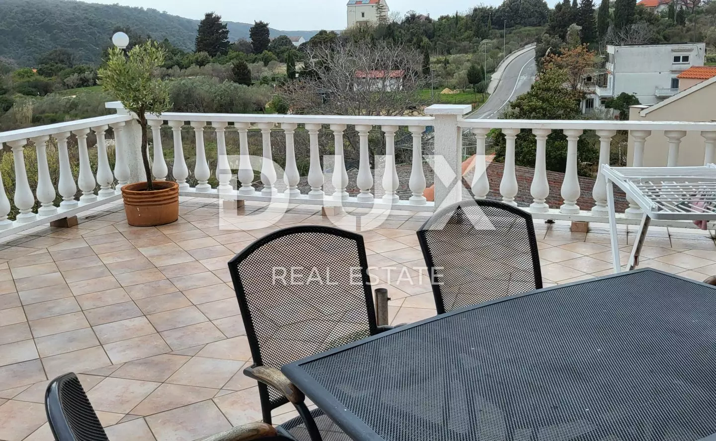 3-bedroom Apartment In Kampor, Croatia (99 M²)