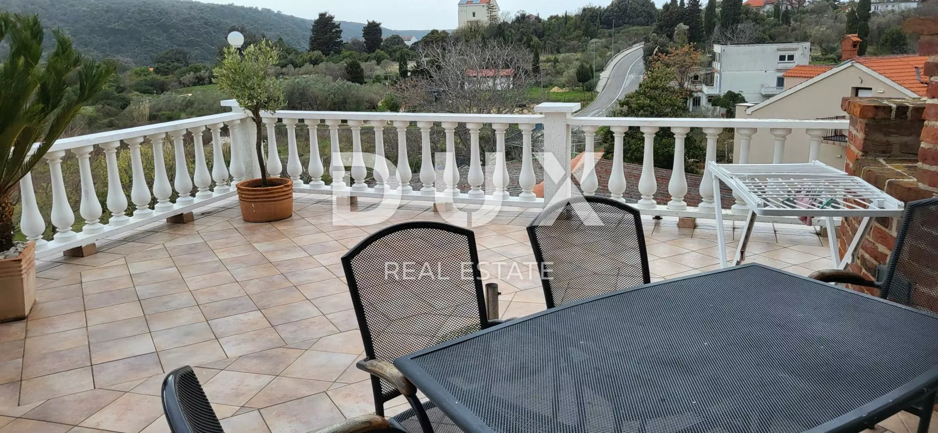 3-bedroom Apartment In Kampor, Croatia (99 M²)