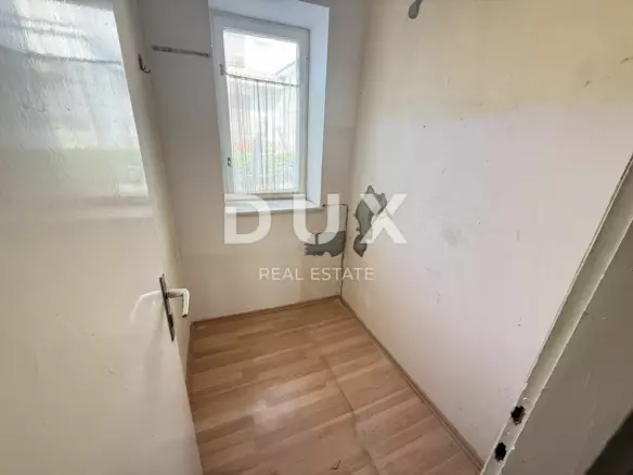 3-bedroom Apartment In Crikvenica, Croatia (84 M²)