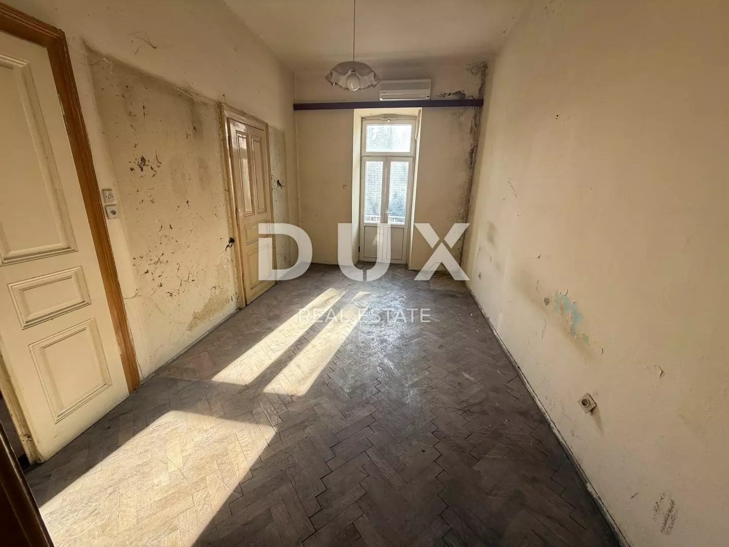 3-bedroom Apartment In Crikvenica, Croatia (84 M²)