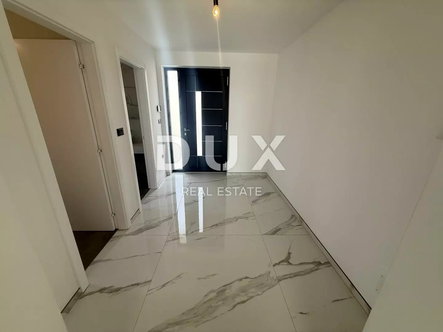 3-bedroom Apartment In Pobri, Croatia (172 M²)