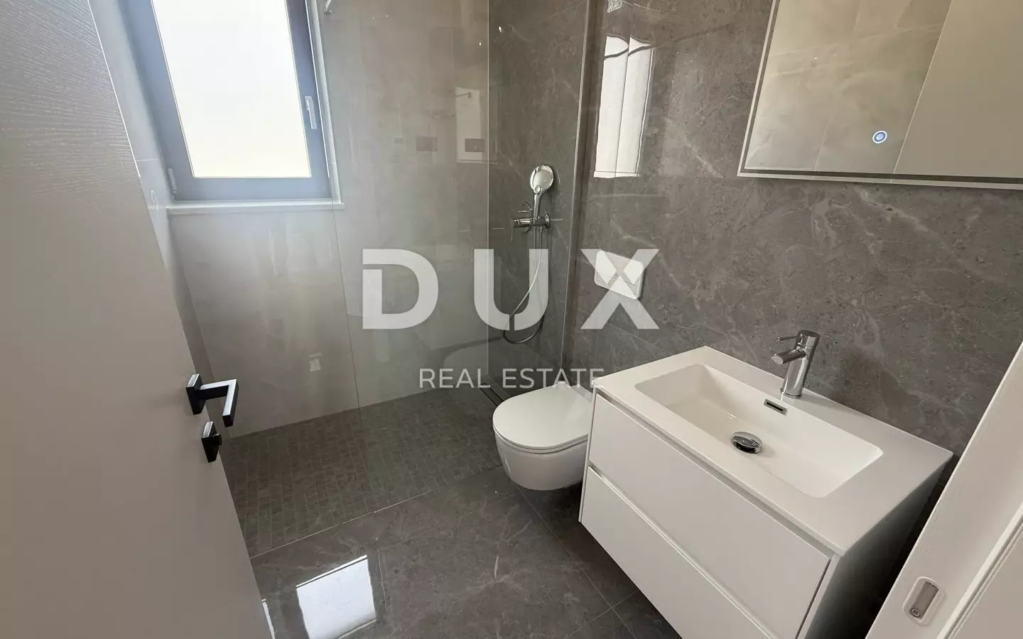 3-bedroom Apartment In Pobri, Croatia (172 M²)