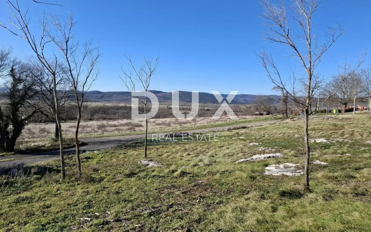 Land In Kršan, Croatia (1.250 M²)