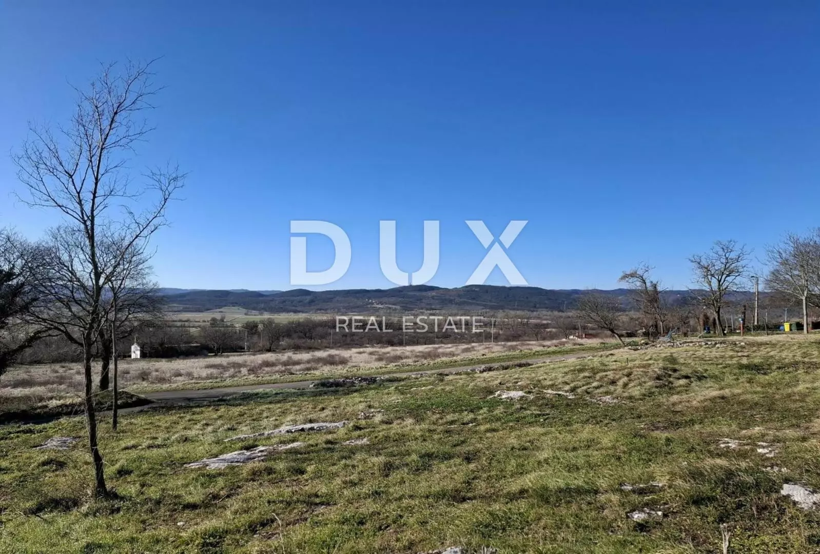Land In Kršan, Croatia (1.250 M²)