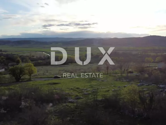 Land In Kršan, Croatia (729 M²)