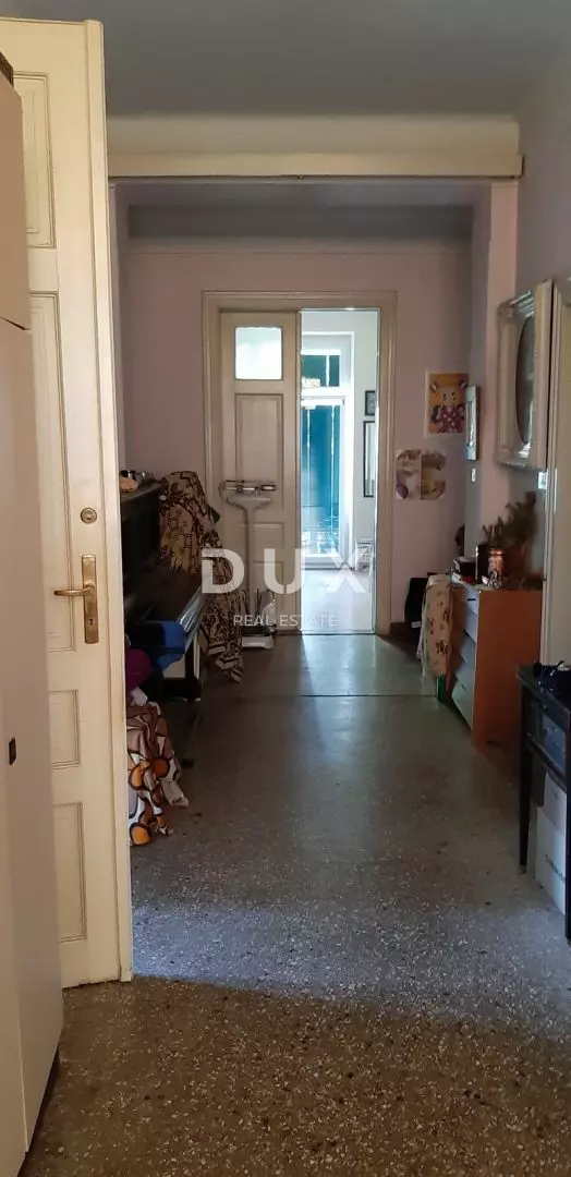 5-bedroom Apartment In Lovran, Croatia (152 M²)