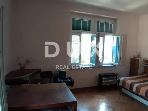 5-bedroom Apartment In Lovran, Croatia (152 M²)