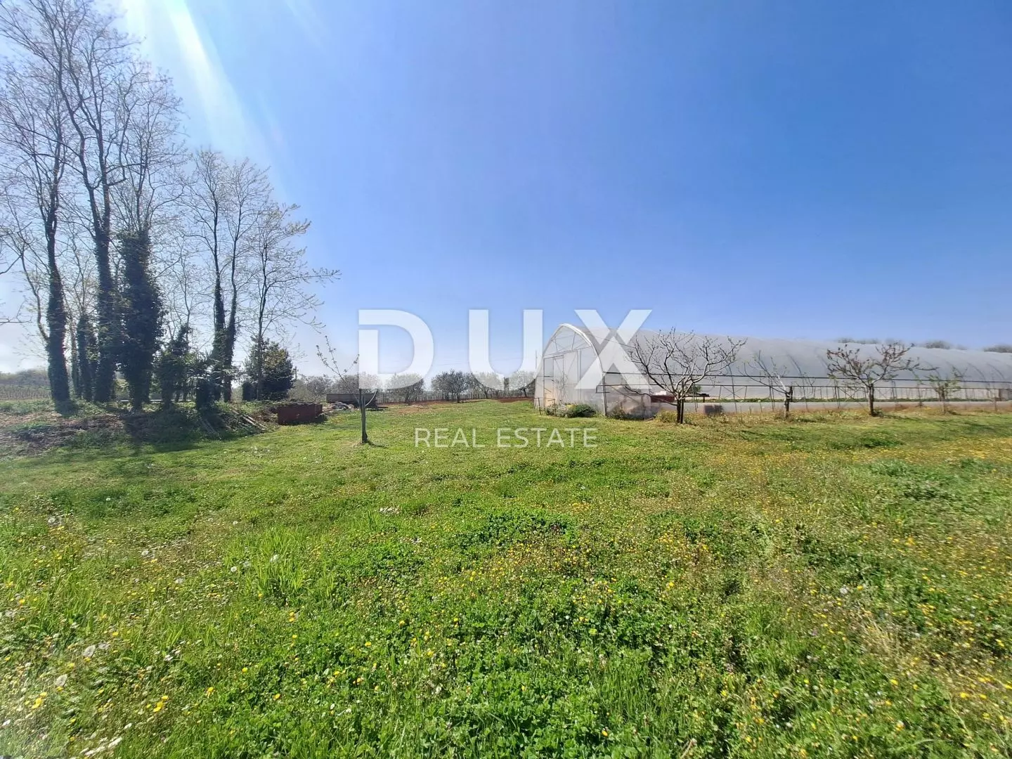 Land In Poreč, Croatia (918 M²)