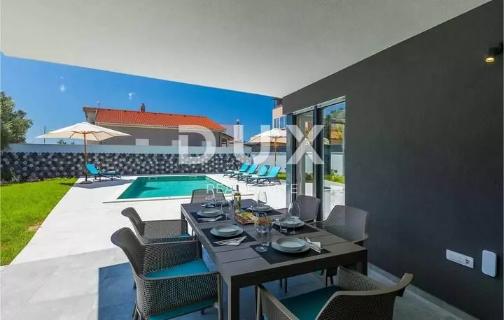 3-bedroom Villa In Škatari, Croatia (160 M²)