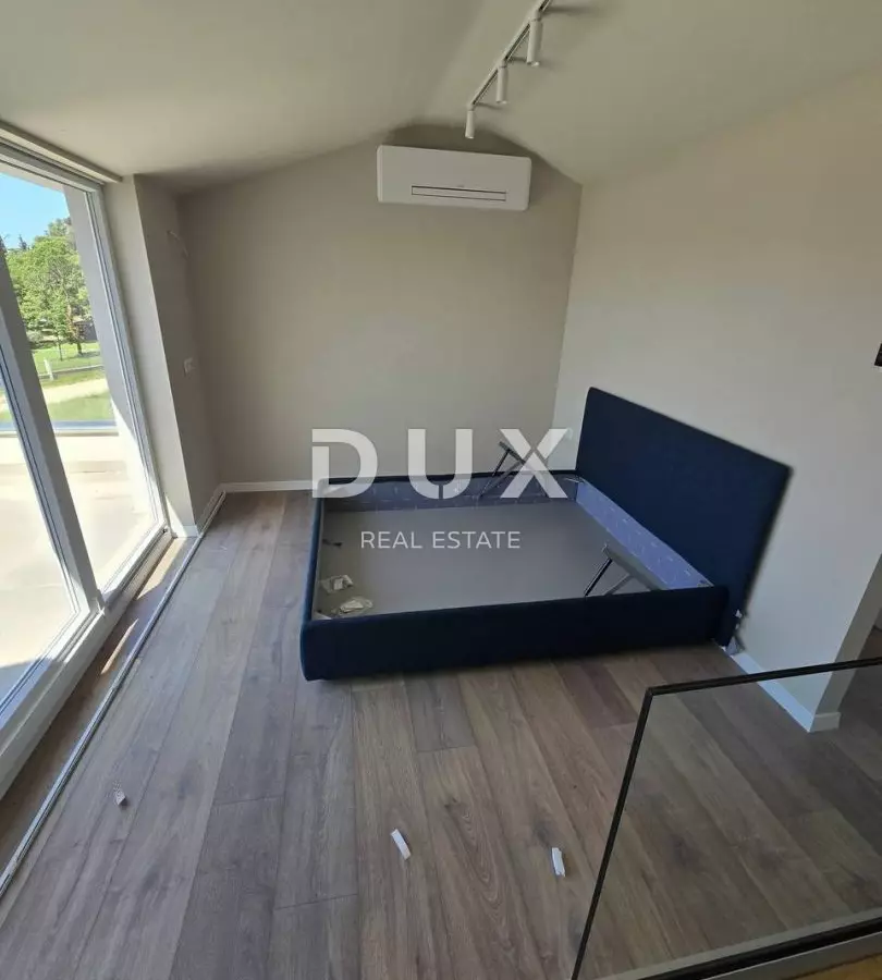 4-bedroom Villa In Poreč, Croatia (254,6 M²)