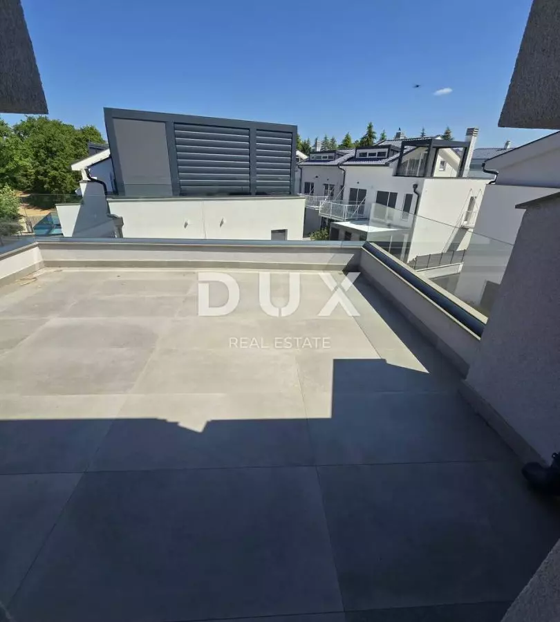 4-bedroom Villa In Poreč, Croatia (254,6 M²)
