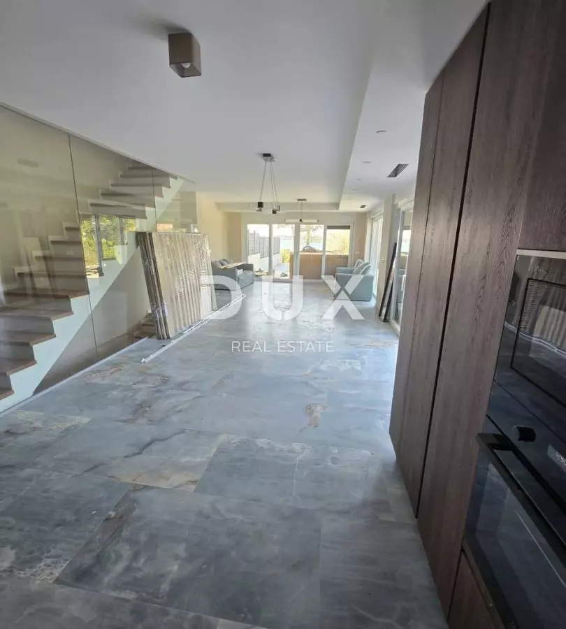 4-bedroom Villa In Poreč, Croatia (254,6 M²)