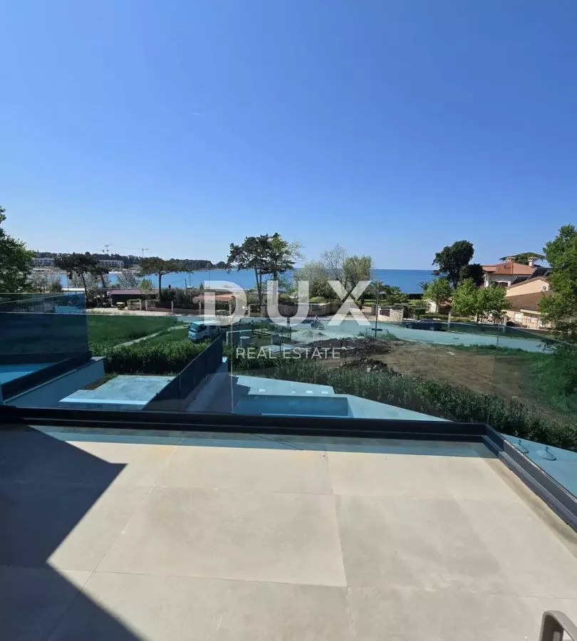 4-bedroom Villa In Poreč, Croatia (254,6 M²)