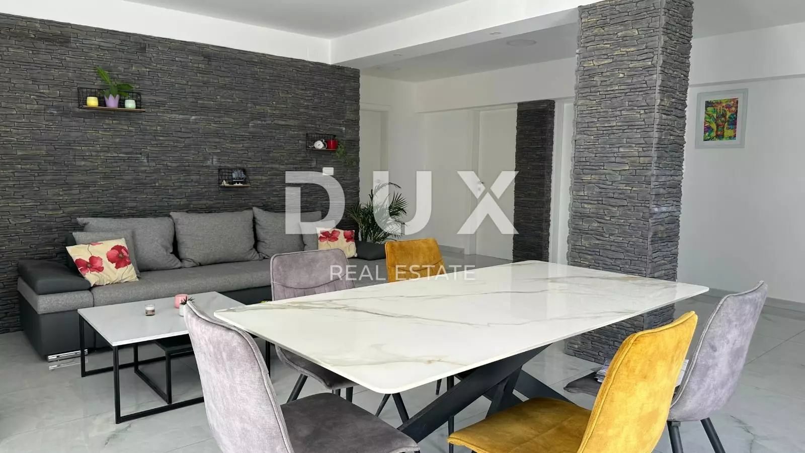 1746350101_img-20250503-wa0008-e60bd8 3-bedroom Apartment In Banjol, Croatia (170 M²)