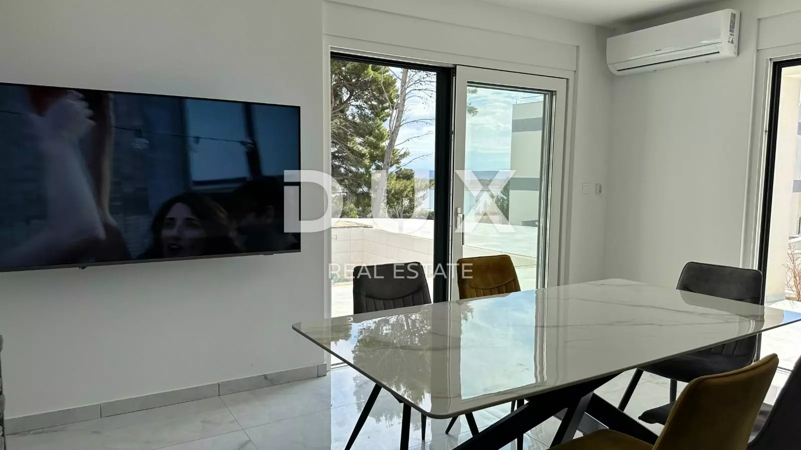 1746350126_img-20250503-wa0003-16ef61 3-bedroom Apartment In Banjol, Croatia (170 M²)