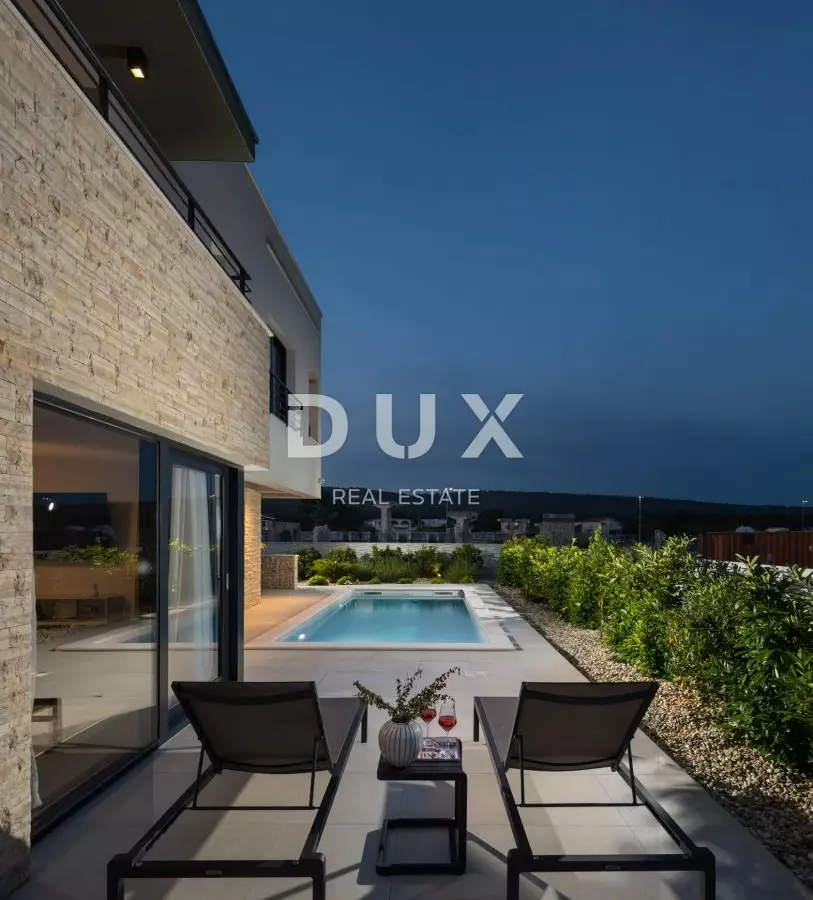 3-bedroom Villa In Bibinje, Croatia (345,47 M²)