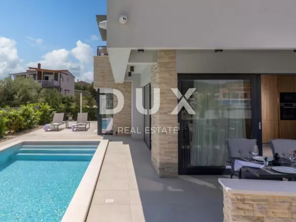 3-bedroom Villa In Bibinje, Croatia (345,47 M²)