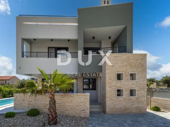 3-bedroom Villa In Bibinje, Croatia (345,47 M²)
