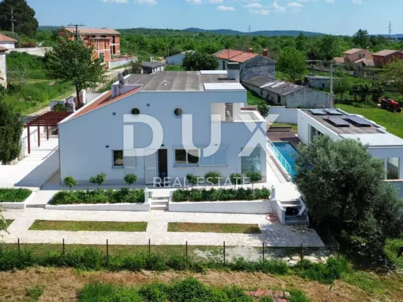 6-bedroom Villa In Vrsar, Croatia (400 M²)