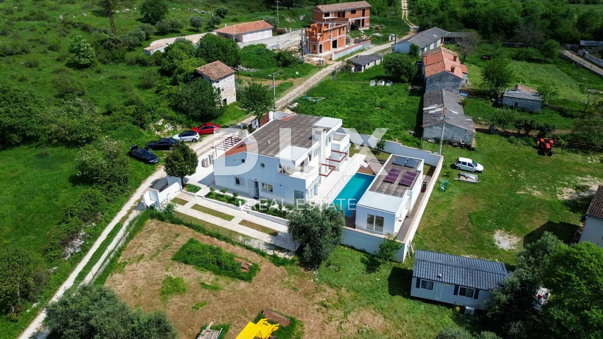 6-bedroom Villa In Vrsar, Croatia (400 M²)