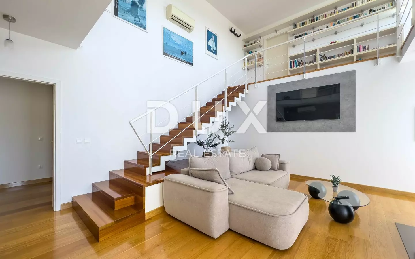 6-bedroom Villa In Vrsar, Croatia (400 M²)