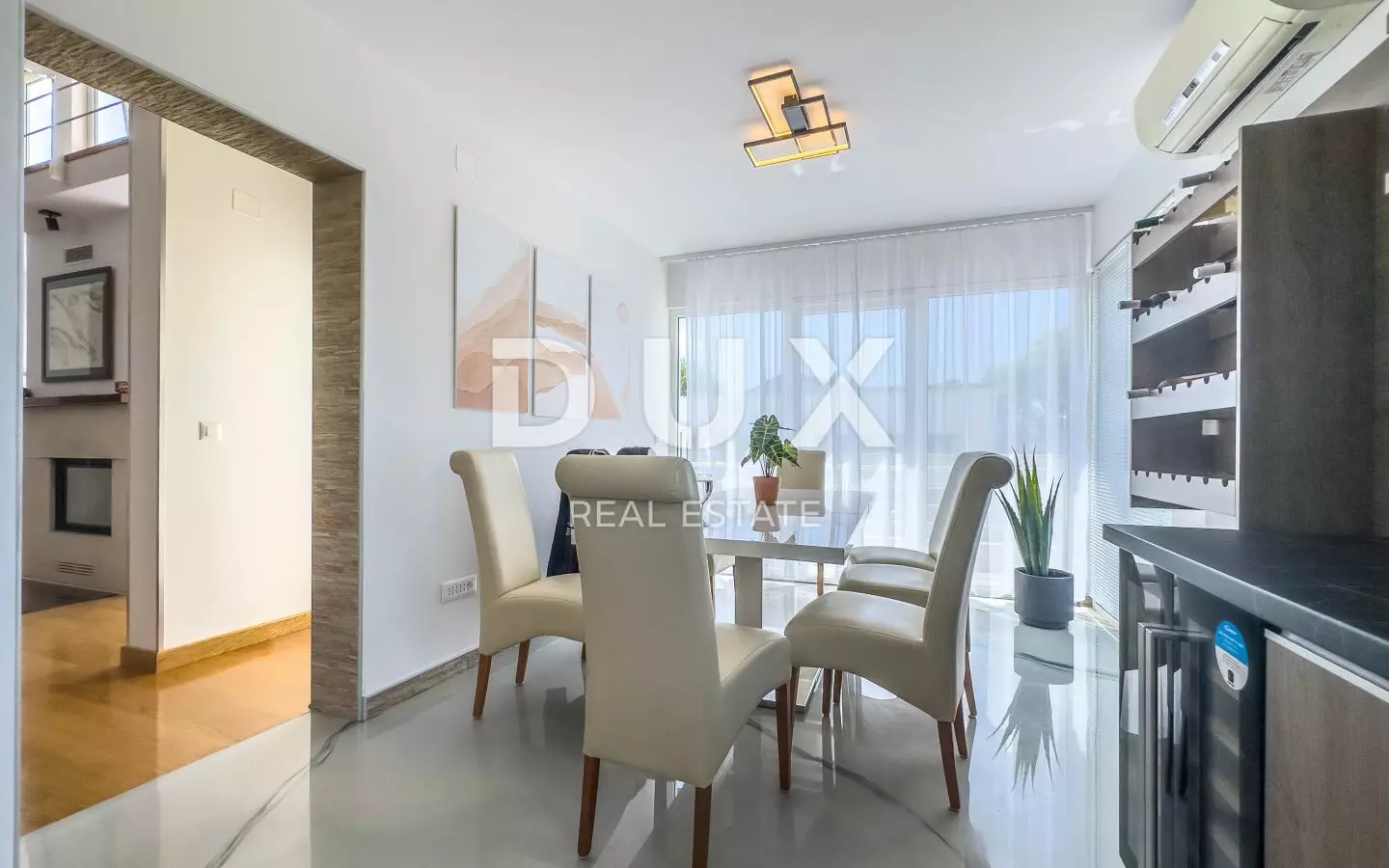 6-bedroom Villa In Vrsar, Croatia (400 M²)