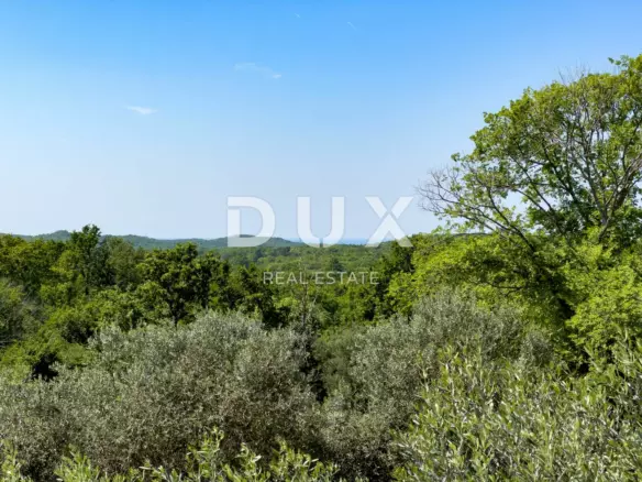 6-bedroom Villa In Vrsar, Croatia (400 M²)