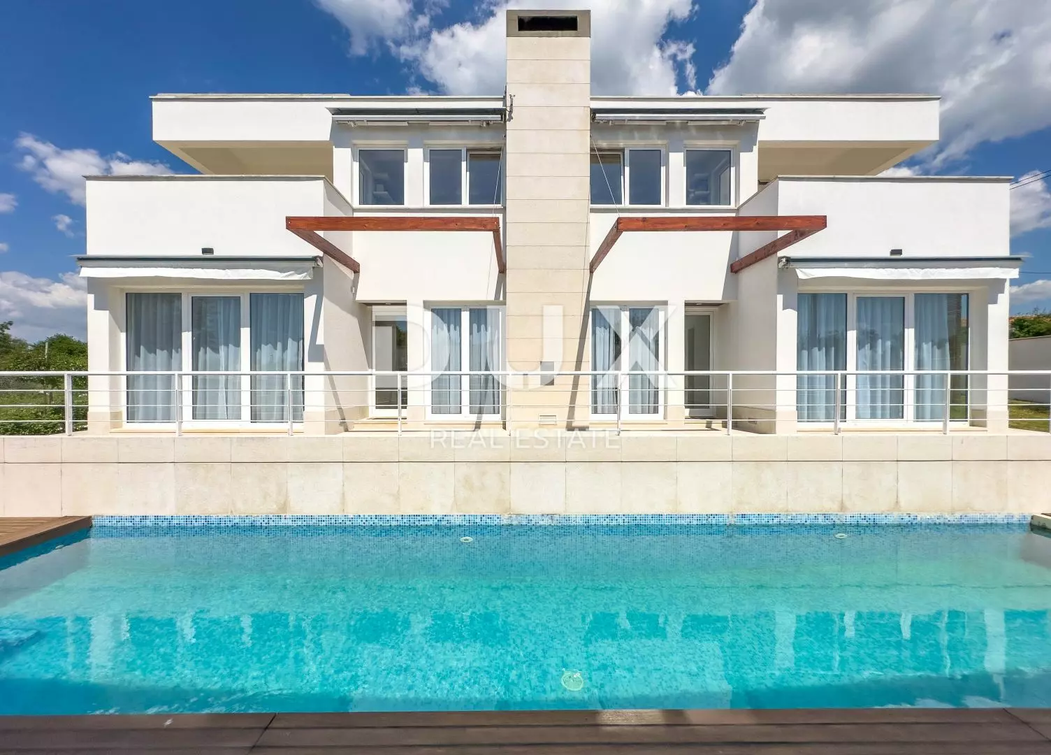 6-bedroom Villa In Vrsar, Croatia (400 M²)